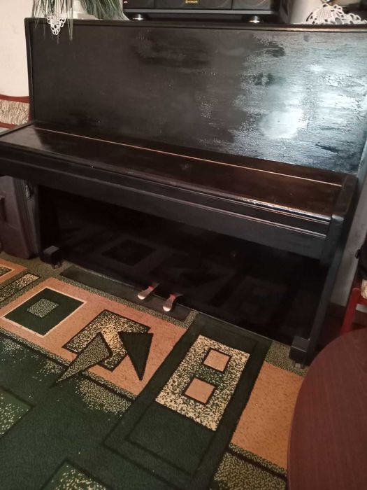 Пианино марка Одесса