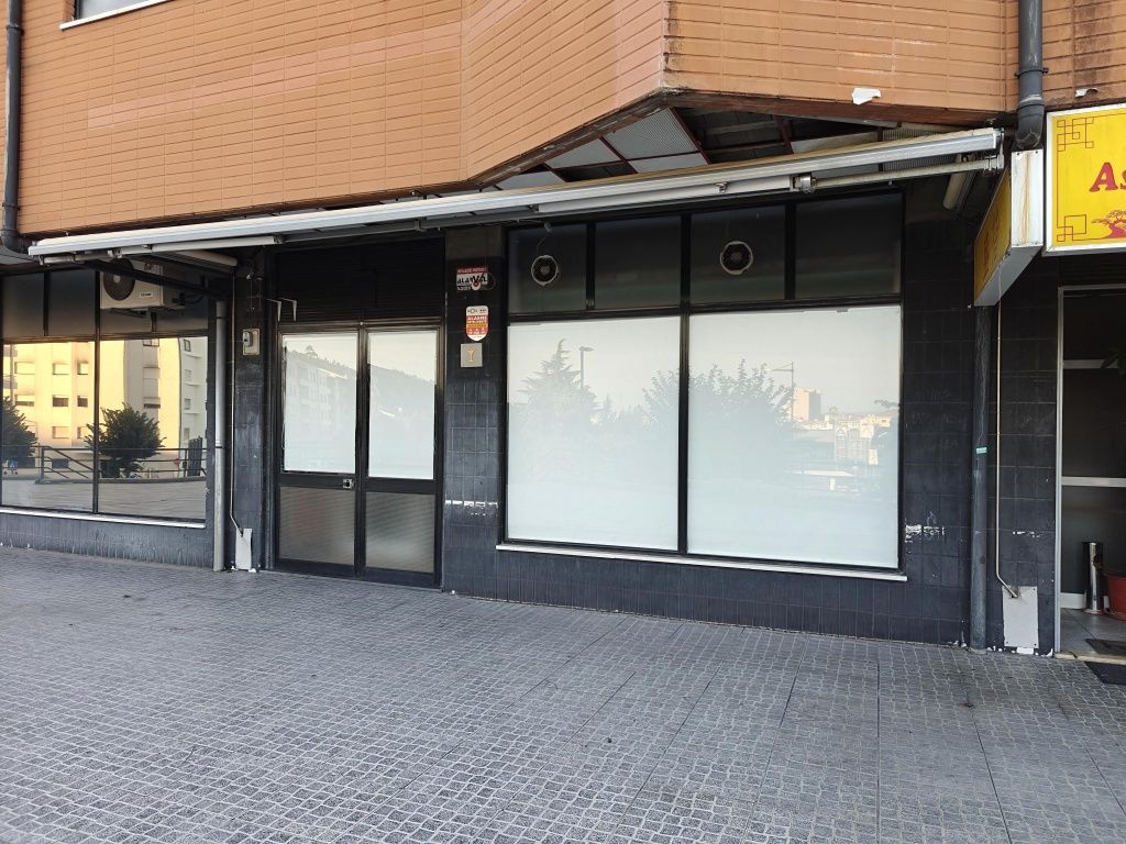 Café para arrendamento - Valongo