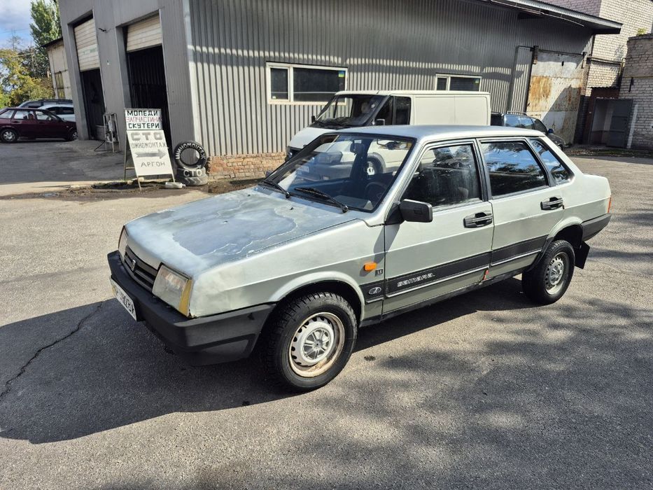 Ваз 21099 1.3 1992 Газ бензин