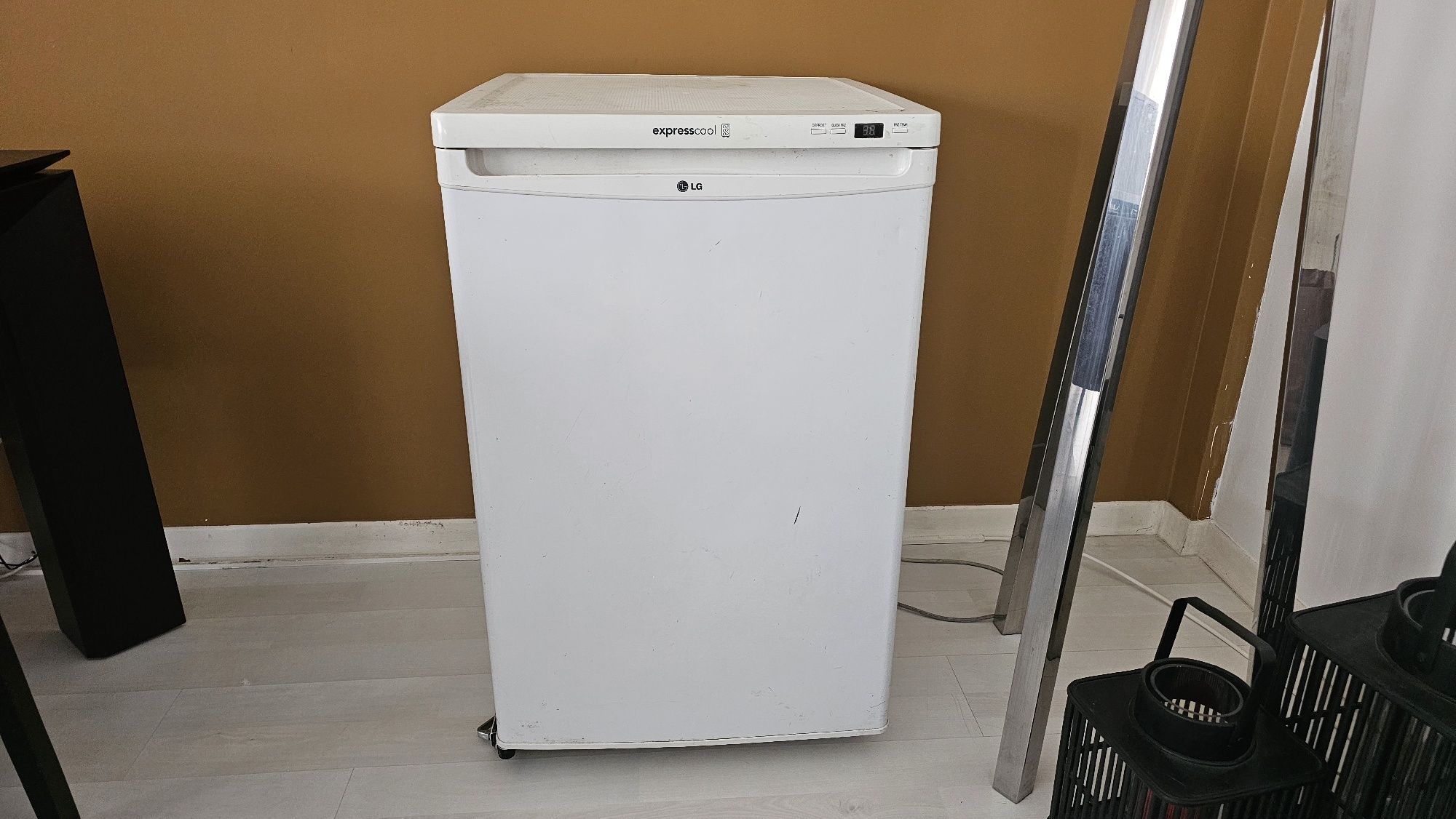 Arca congeladora LG expresscool