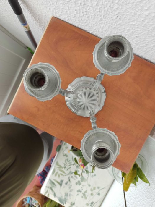 Castiçal em estanho