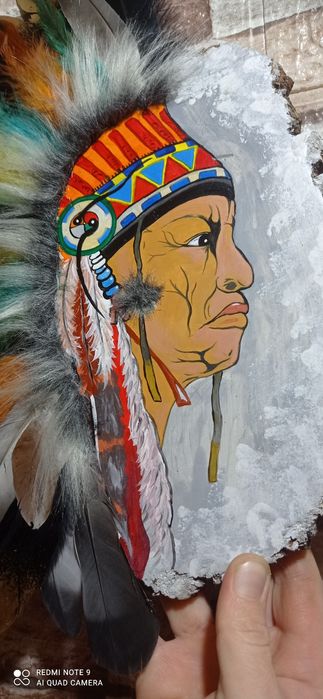 Панно  велике індіанець на зрізі дерева