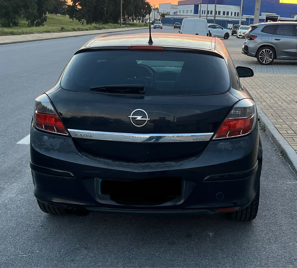 Opel astra gtc 1.7 dissel