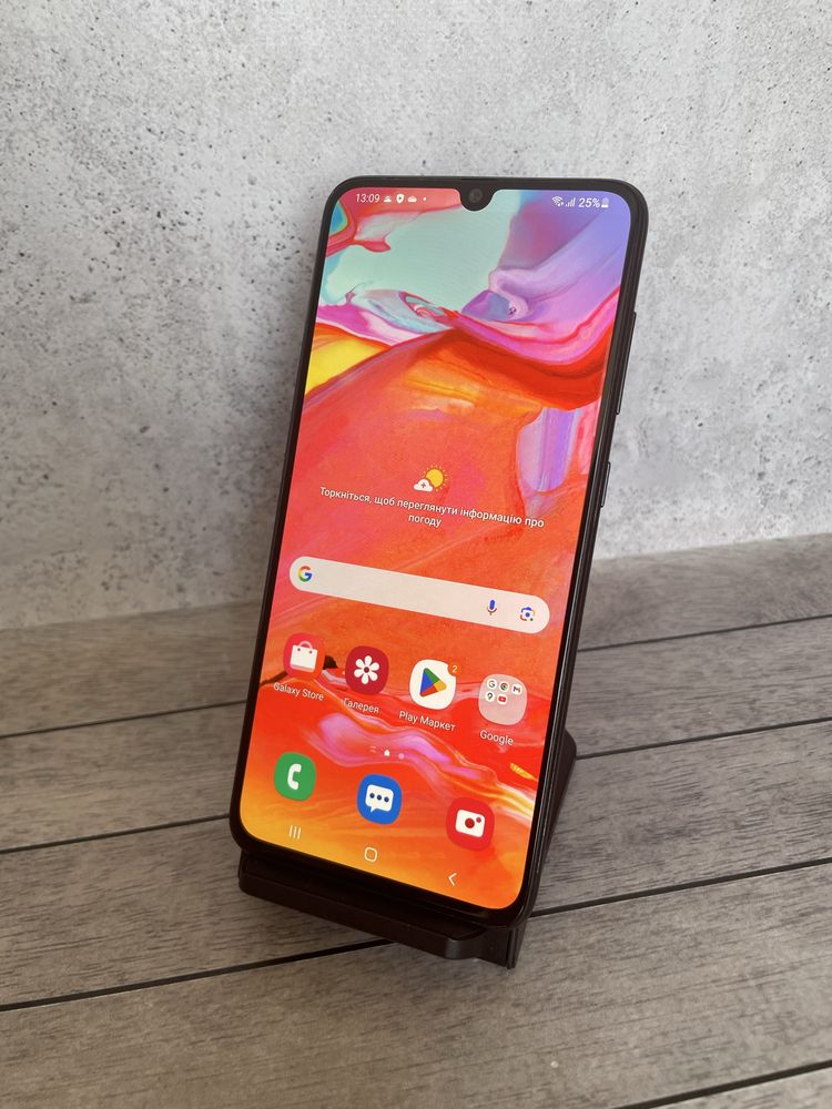 Смартфон Samsung A70 6/128 GB