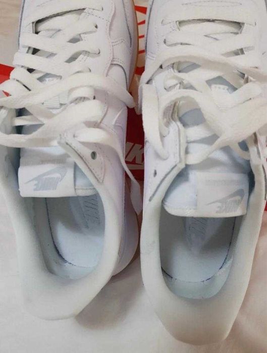 Sapatilhas Nike Brancas Novas