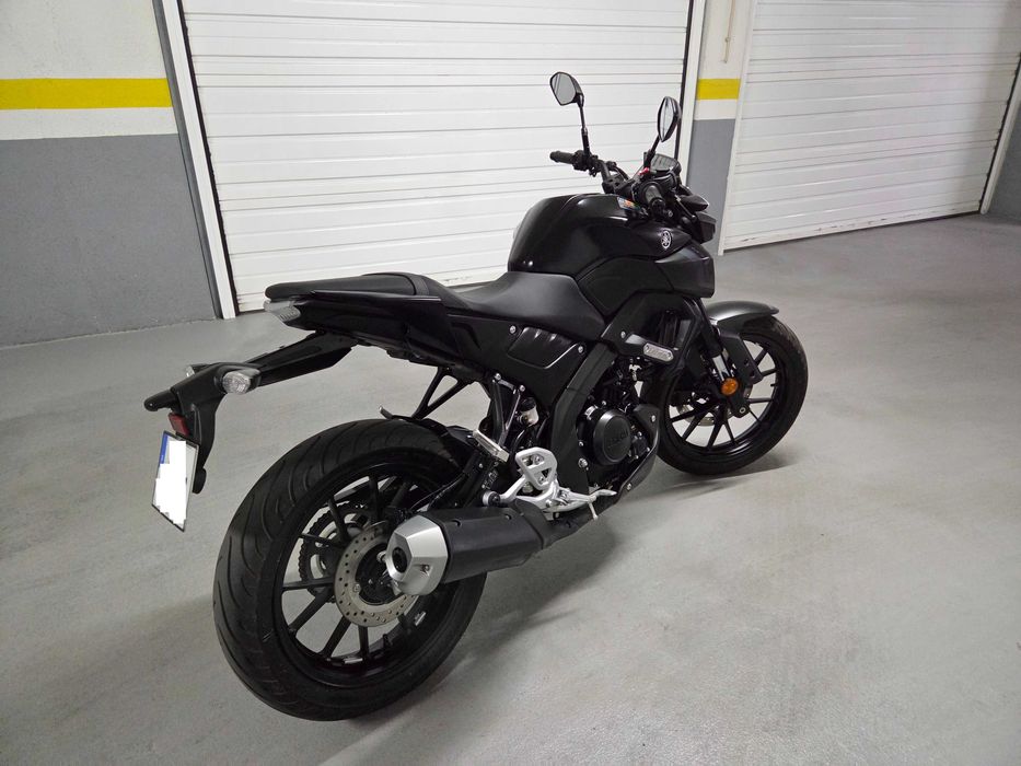 Yamaha MT125 11/2024, 2000km e garantia Yamaha 11/2027