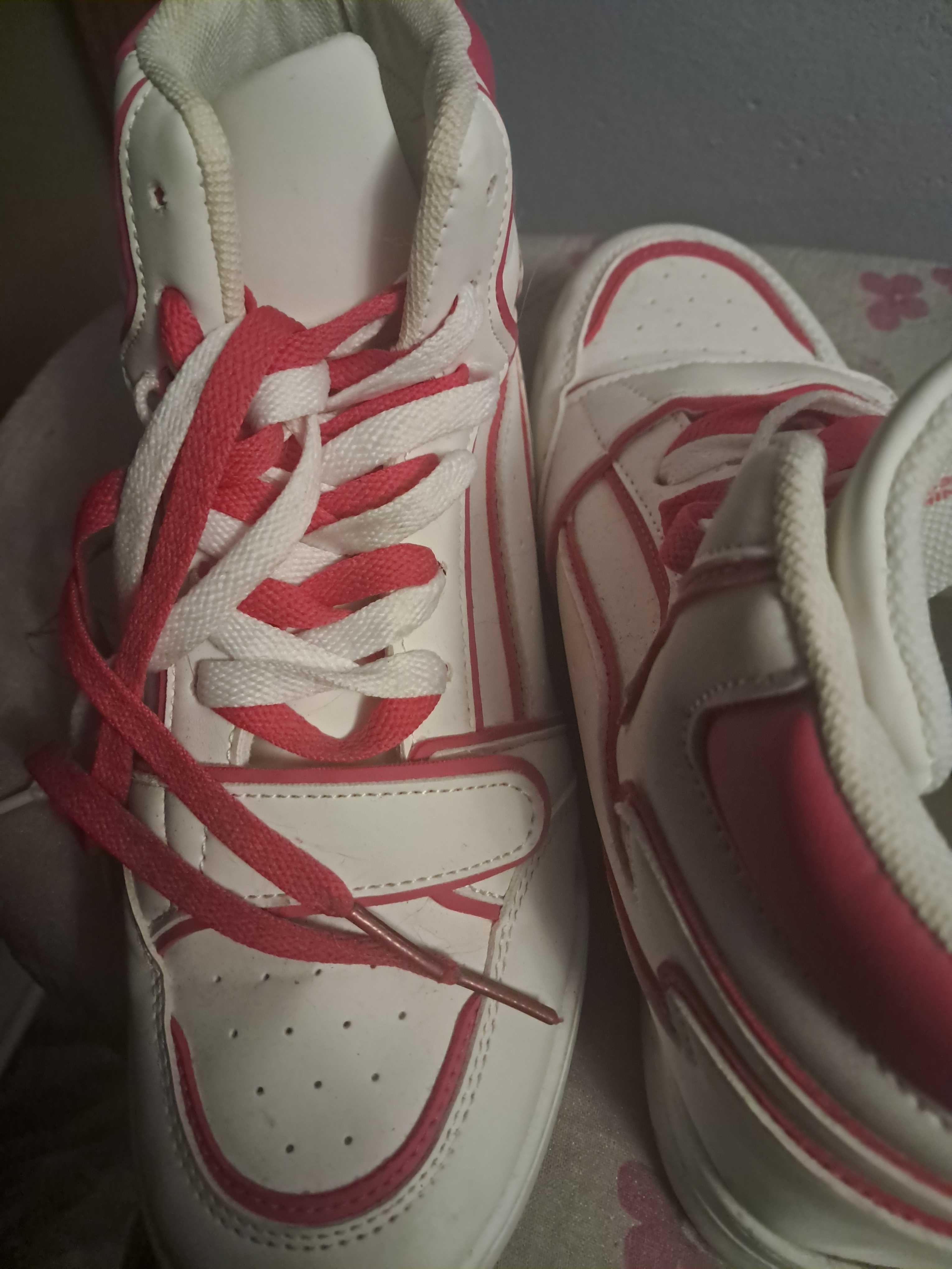 buty sportowe za kostkę