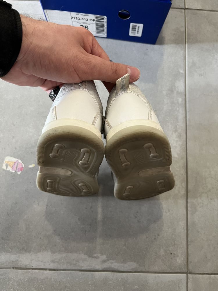 Дитяче взуття 26го розміру ortopedia