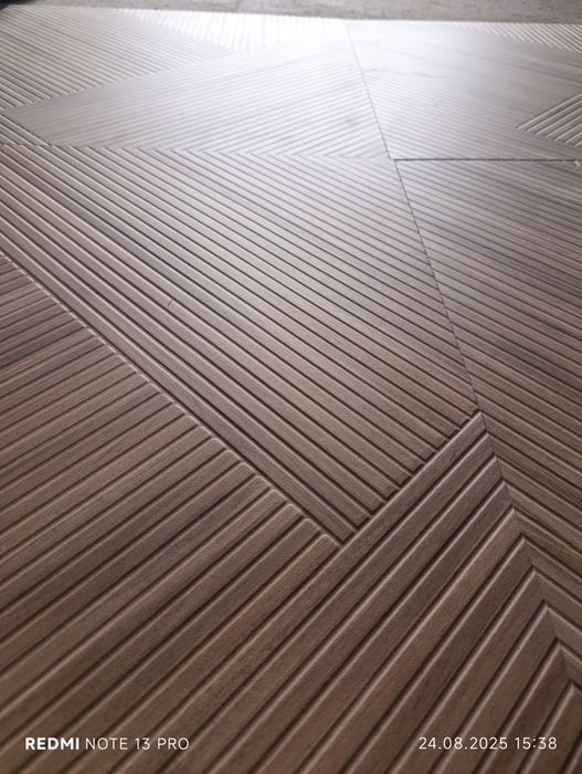 Gres szkliwiony frezowany