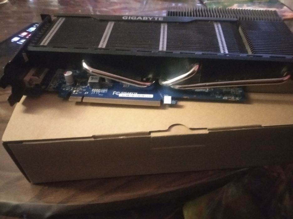 Відеокарта Radeon HD 6770 1gb