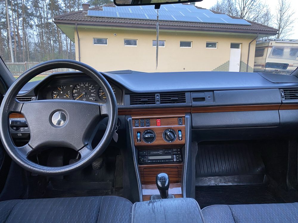 Mercedes w124 kombi 2.5 diesel