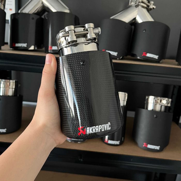 ГРОМКИЙ акрапович | насадка на глушник | купити акрапович на машину