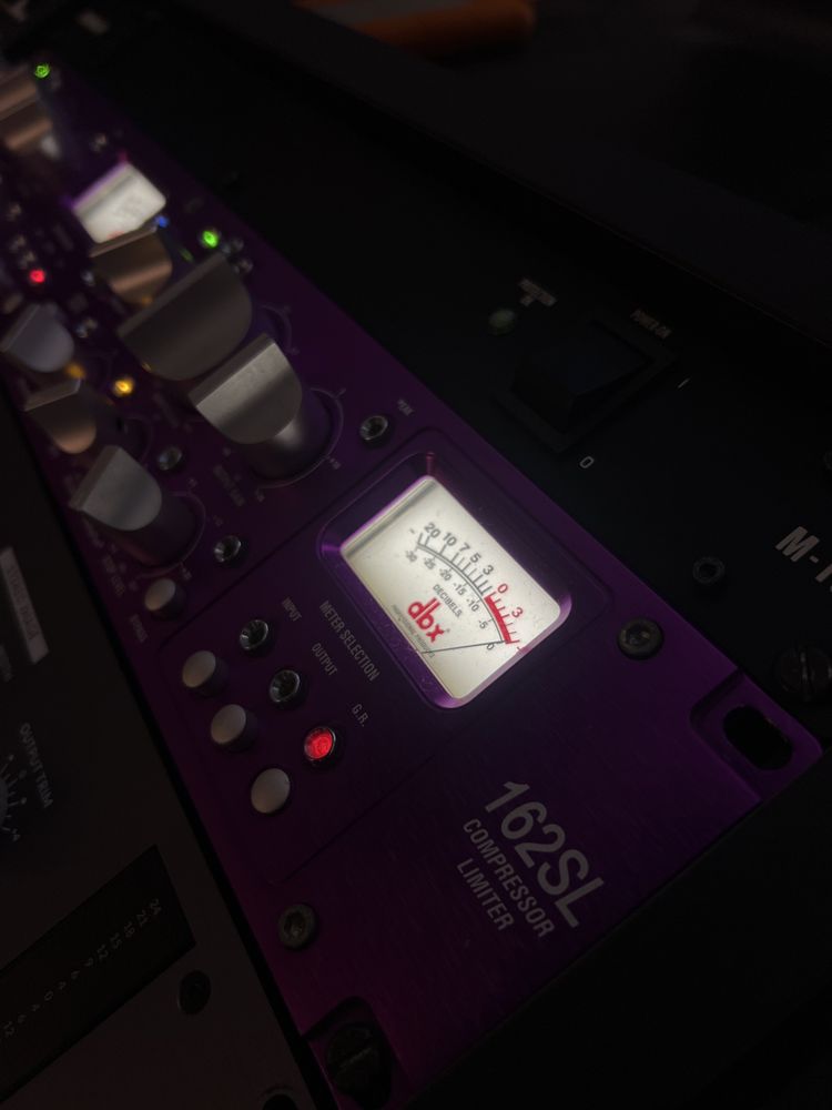 Compressor/limitador DBX 162 SL
