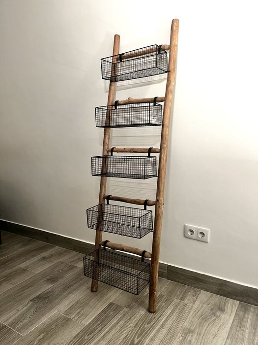 Escada Estante - Loja do Gato Preto