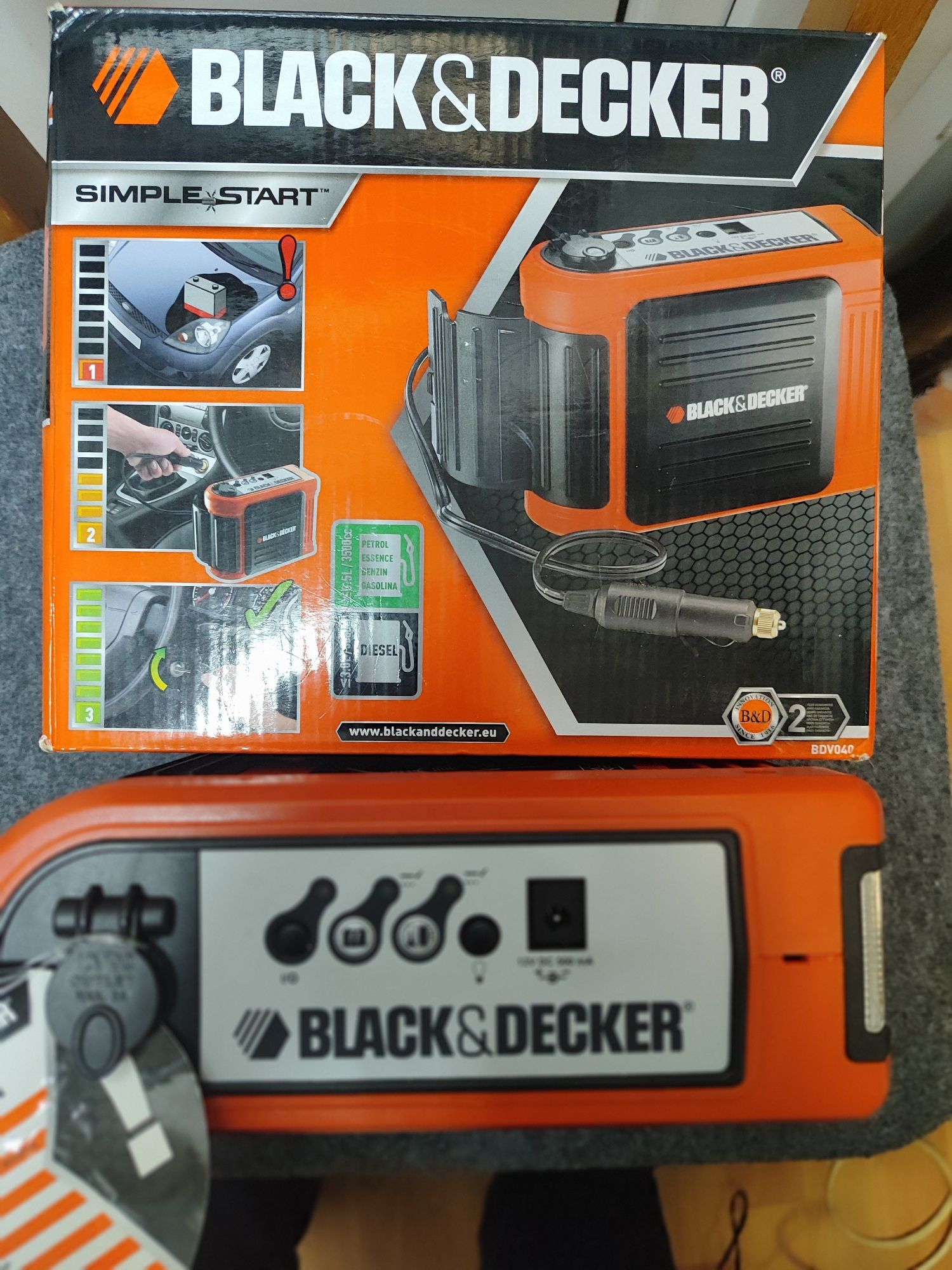 Стартер для акумулятора. Black Decker BDV040-QW