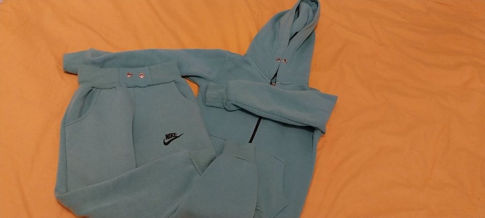 Nike dres dziewczynka 110-116 zielony