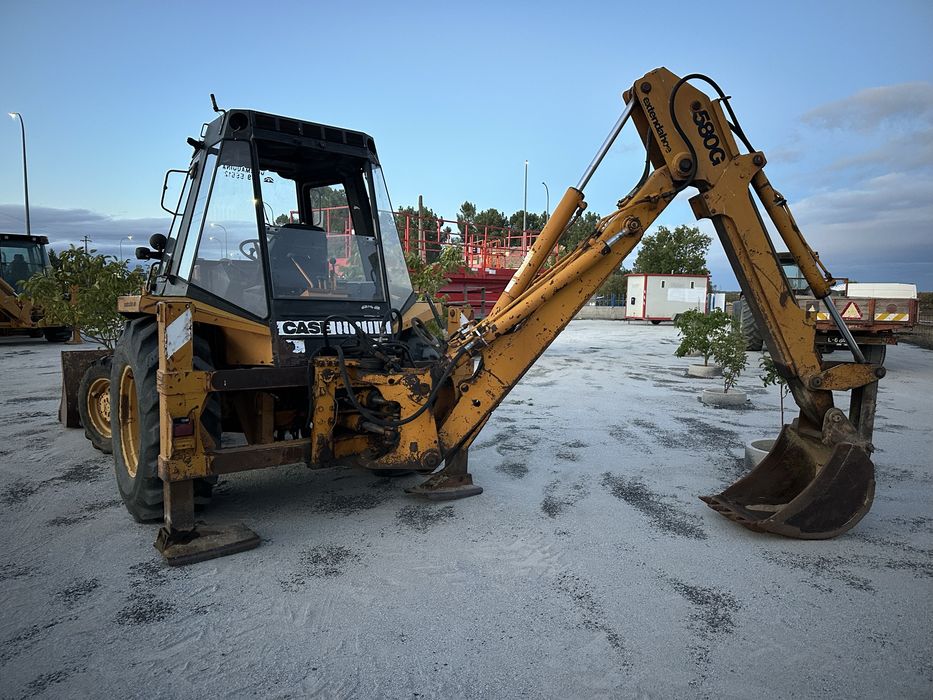 Retroescavadora case 580G