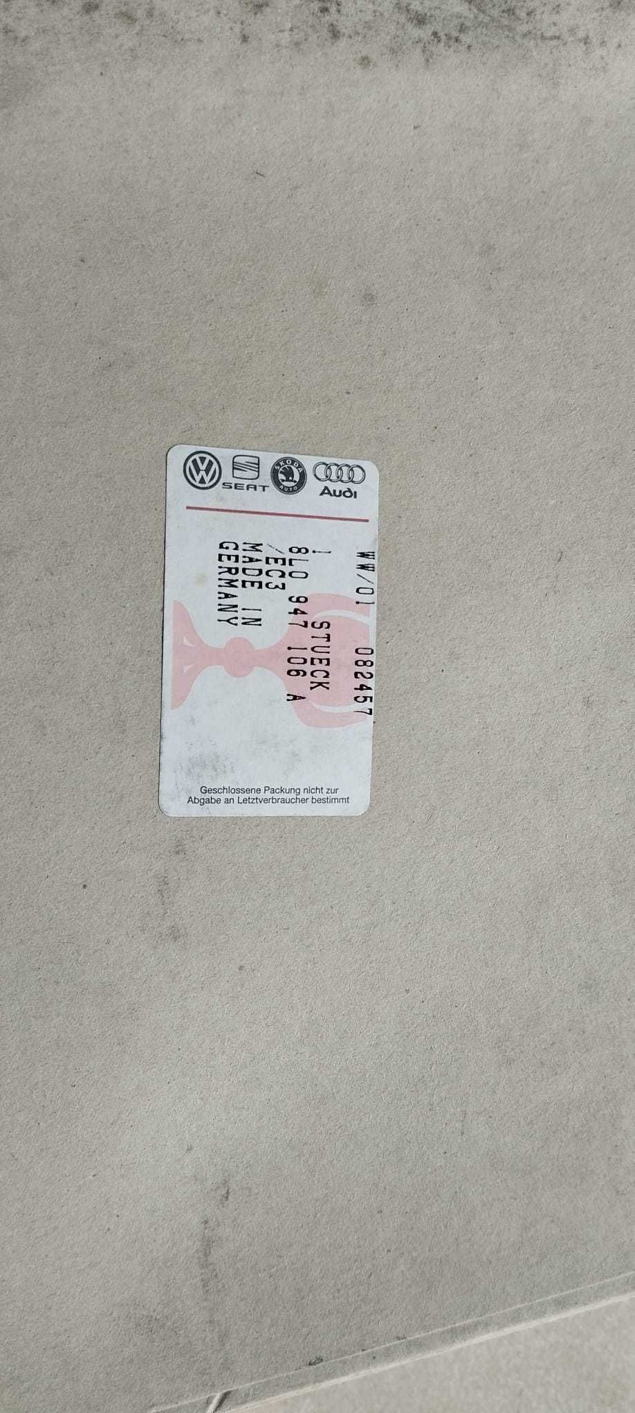 Moldura e Plafonier para teto de Abrir Audi A3 (Originais e NOVOS)