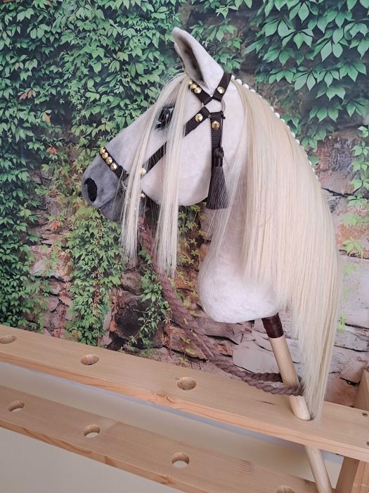 Hobby Horse  cremello A3  - zestaw