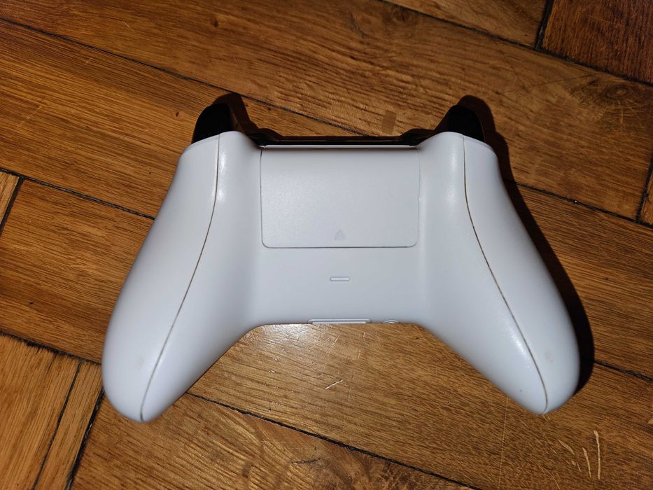 Pad Xbox One *kontroler*