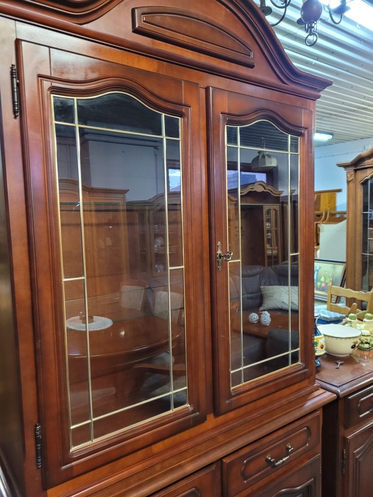 Komoda orzech w mahoń 156 długa