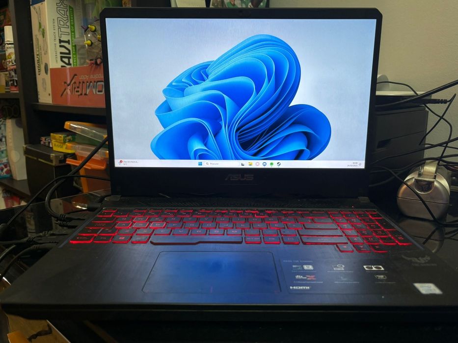 Laptop Gaming i5 8ª GTX 1050 TI