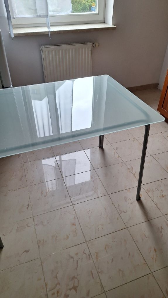 Stół IKEA metalowe nogi szklany blat 110x75 cm