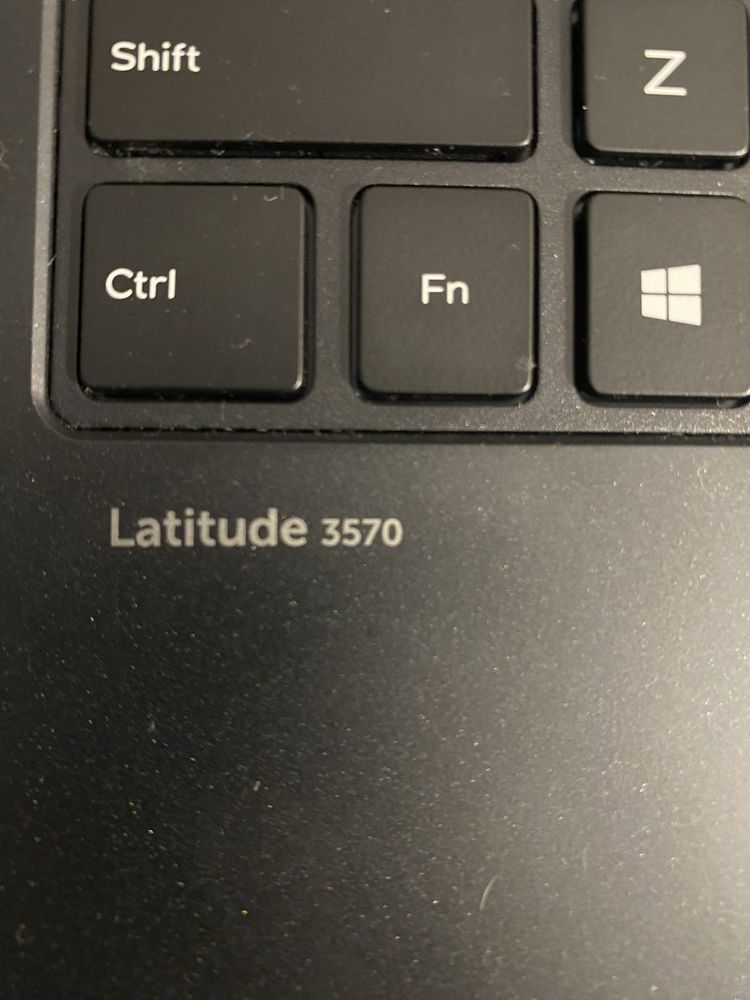 Laptop Dell Latitude 3570. 15,6 cala