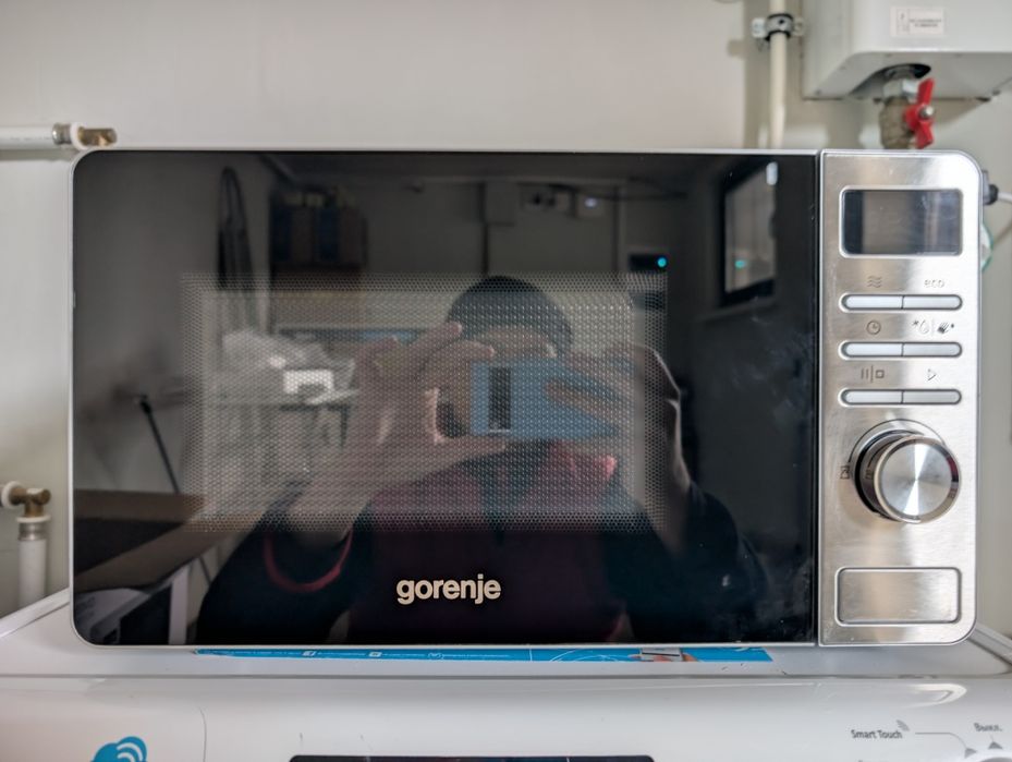 Мікрохвильова піч Gorenje MO20A3X, дуже гарний стан, срібляста