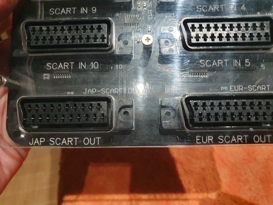 OTAKU Switch 10 in 1 out Automatic switcher