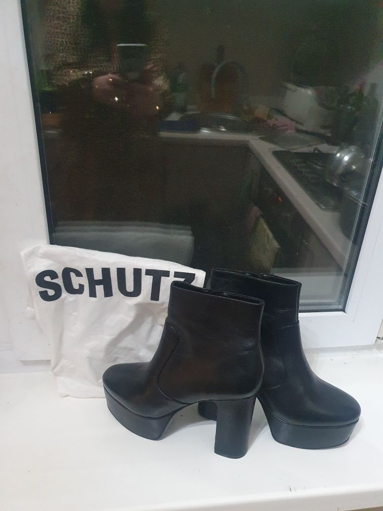 Ботильони SCHUTZ