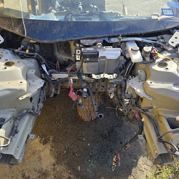 Четверть Передня Ліва Права Tesla Model 3 Сапог Чверть Тесла Модел 3