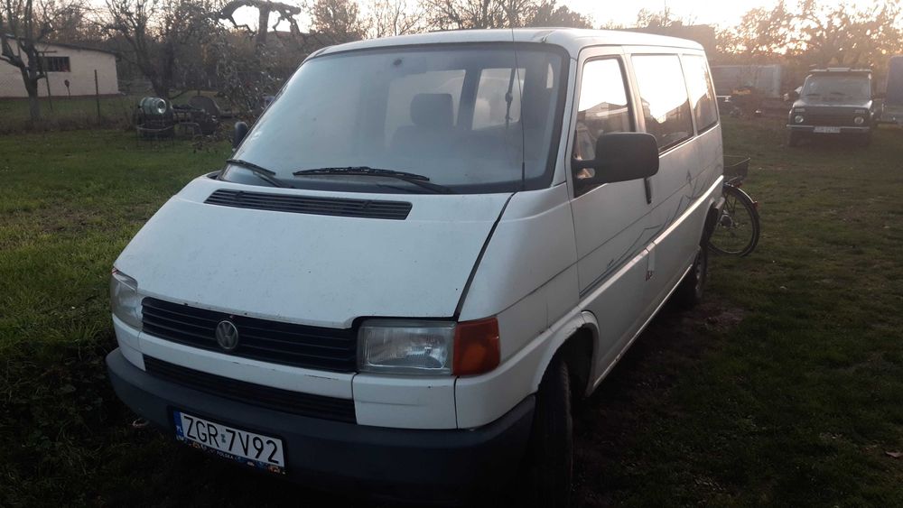 Volkswagen T4 caravelle  2,0 B -  1992r