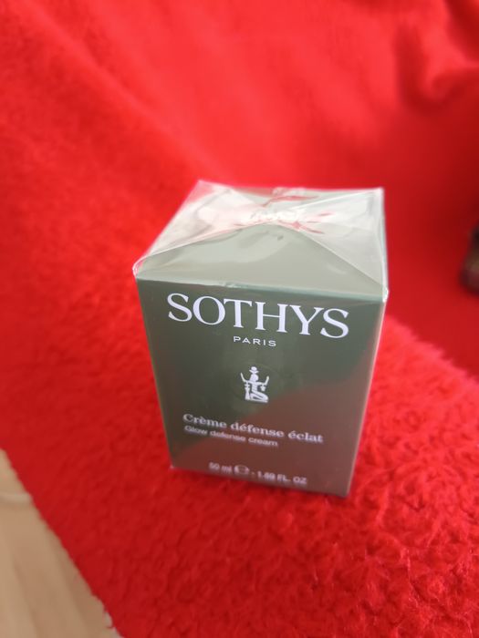 Sothys Paris krem przeciwzmarszczkowy rozświetlający
