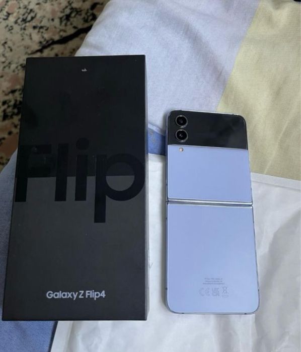 Samsung Galaxy Z Flip 4 Muito bom estado