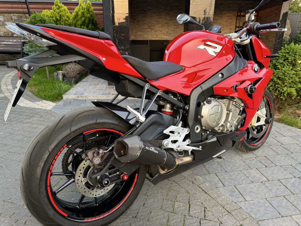 Продам BMW S1000R