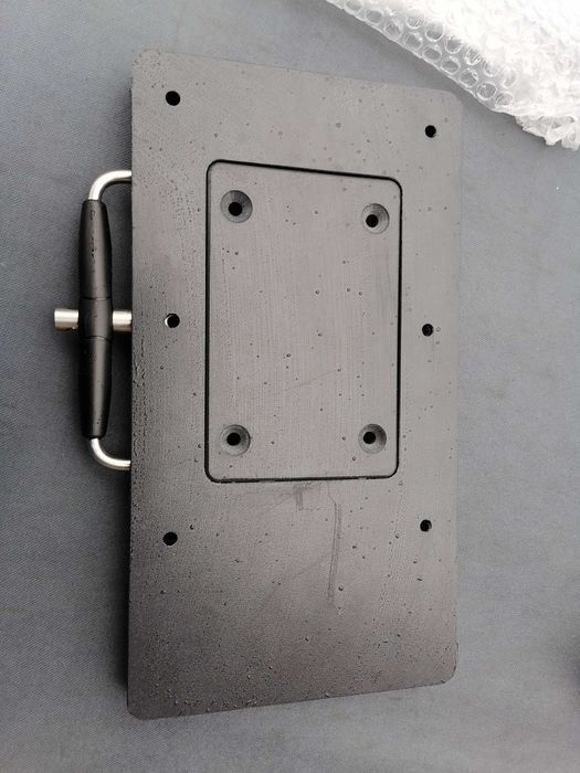 Uchwyt szybkiego zwalniania silników elektrycznych dziobowych/kotwic.