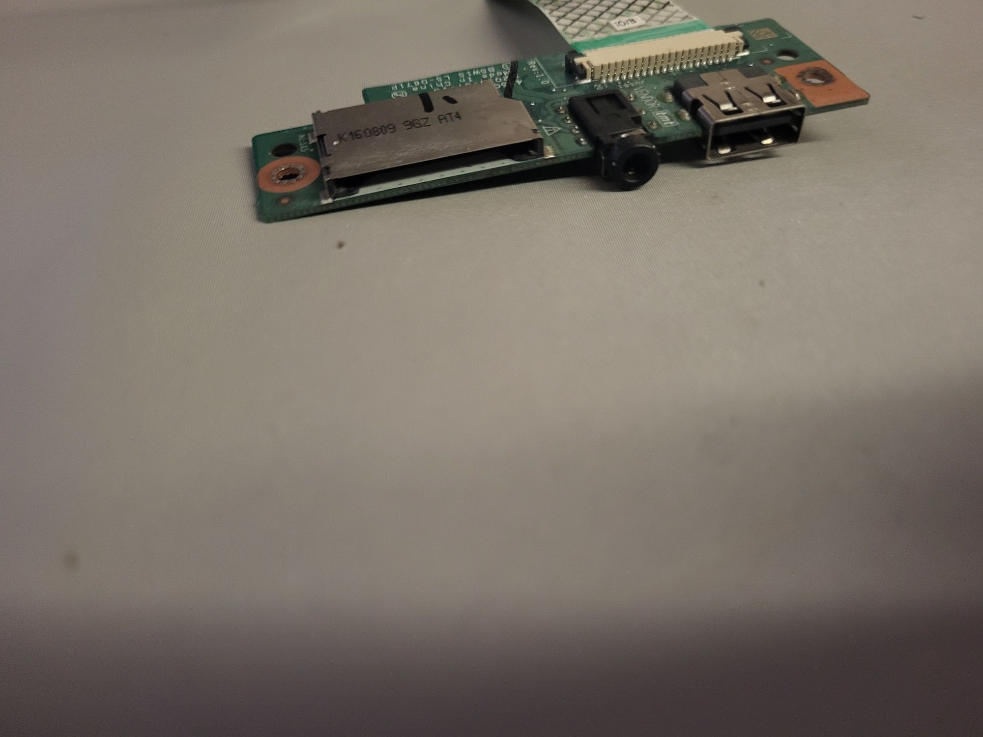 Sprzedam plytkę moduł Usb audio SD laptopa ACER Aspire ES1 533 C6FA