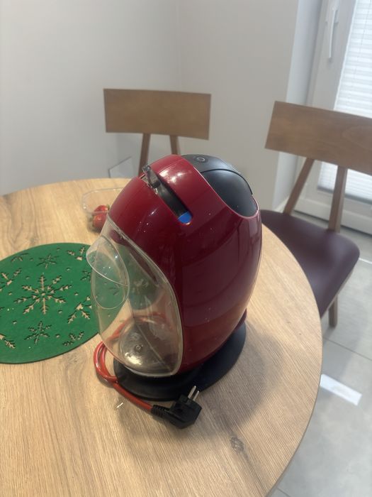 Ekspres na na kapsułki Dolce Gusto