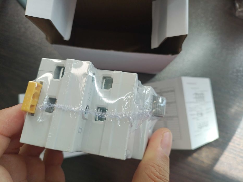 АВР Manhua -mes1-63ns/2p Автоматический ввод резерва 63 ампера