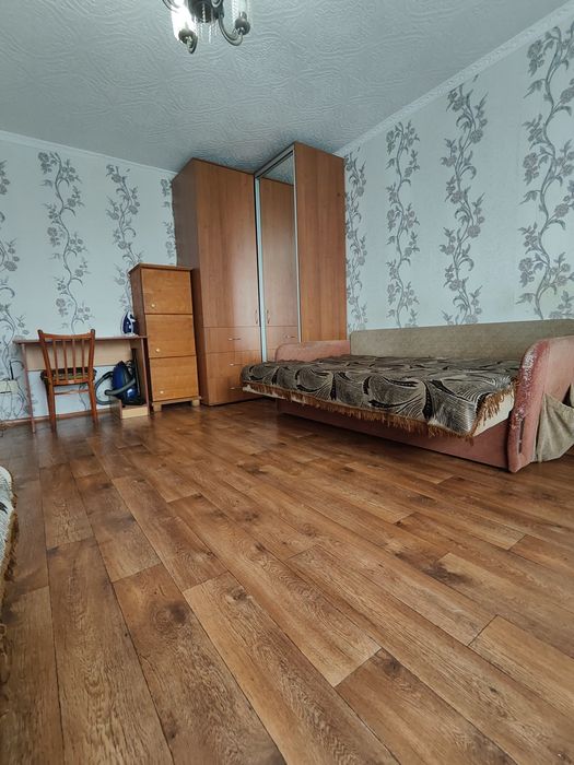 Сдам 1ком. квартиру на Красном Камне