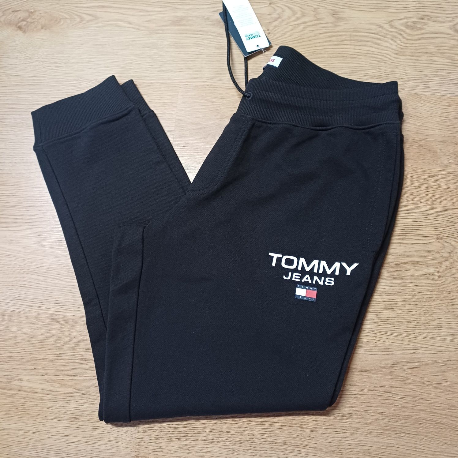 Spodnie Tommy Hilfiger rozm.XL/nowe