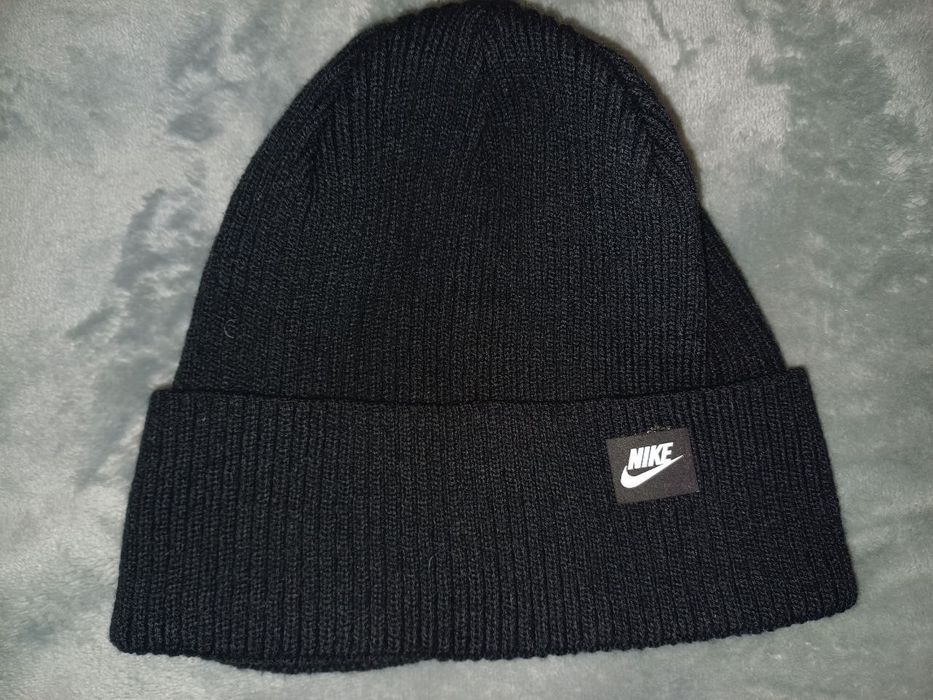Шапка найк черная