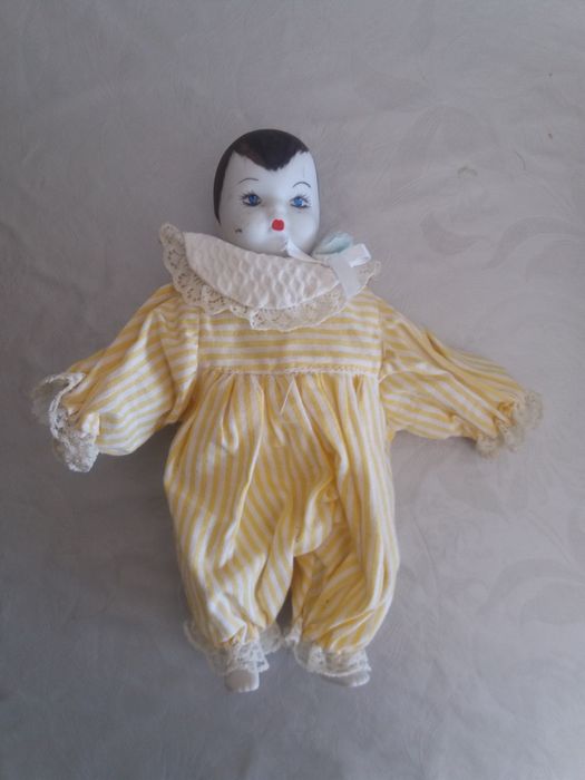 Bonecas porcelana pequenas