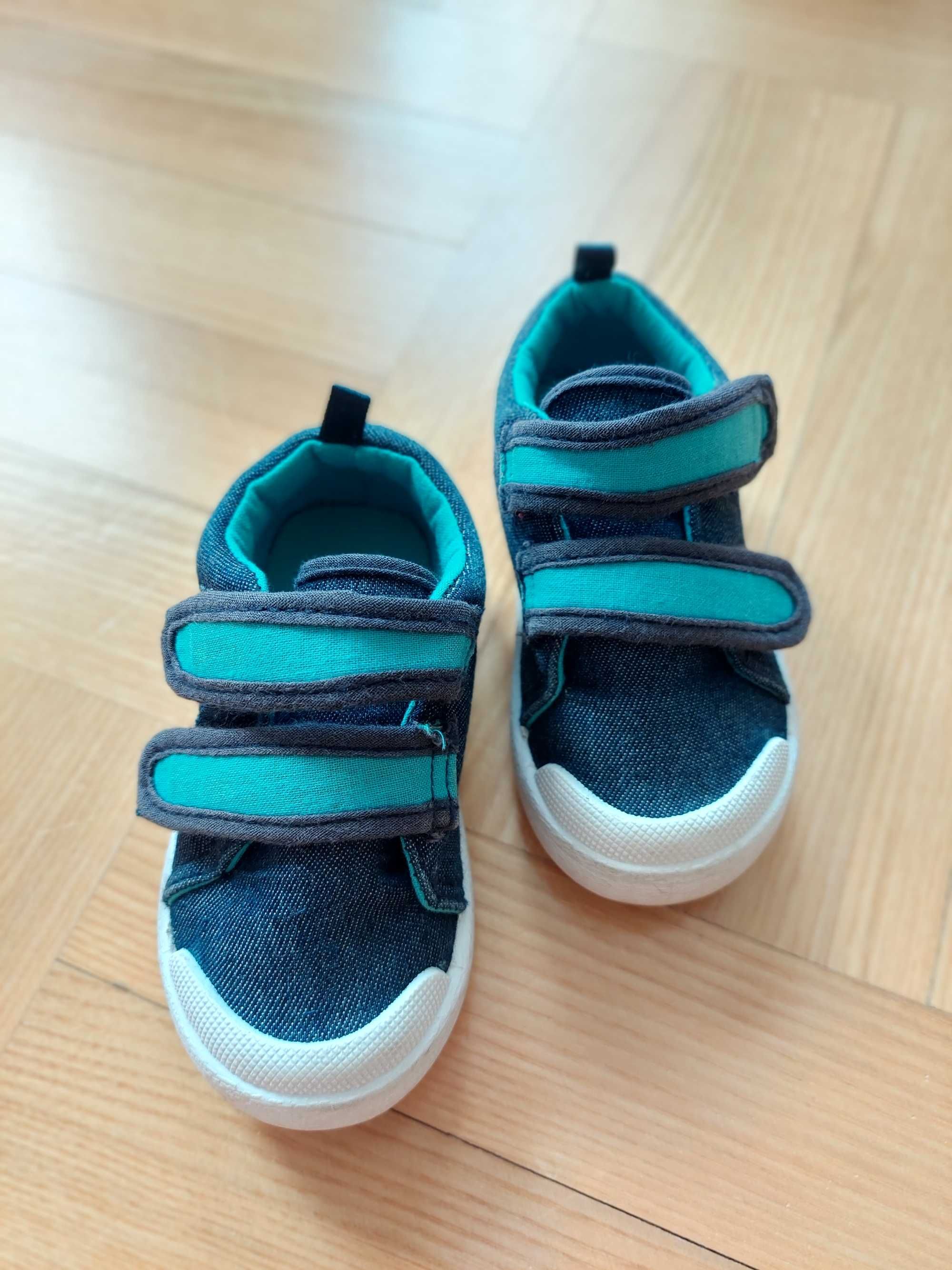 Buty chłopięce r.22
