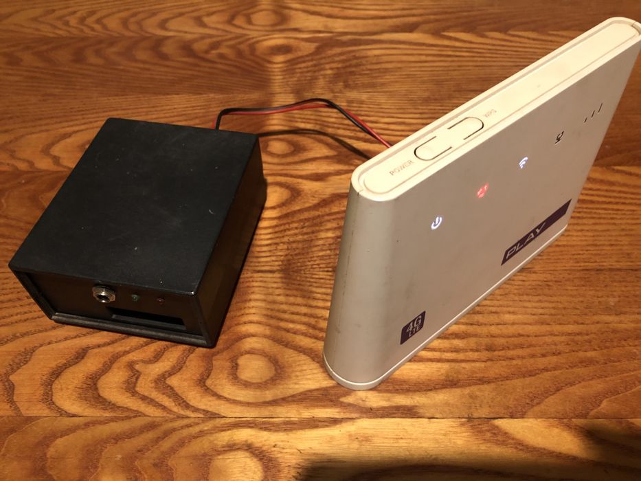 ДБЖ, ИБП, УПС 12 вольт, 9 вольт для роутера