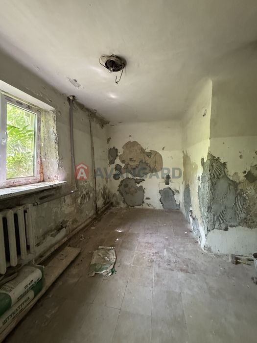 Продам офісне приміщення на Плеханова