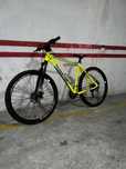 Bicicleta (para adulto) com câmbio ruim