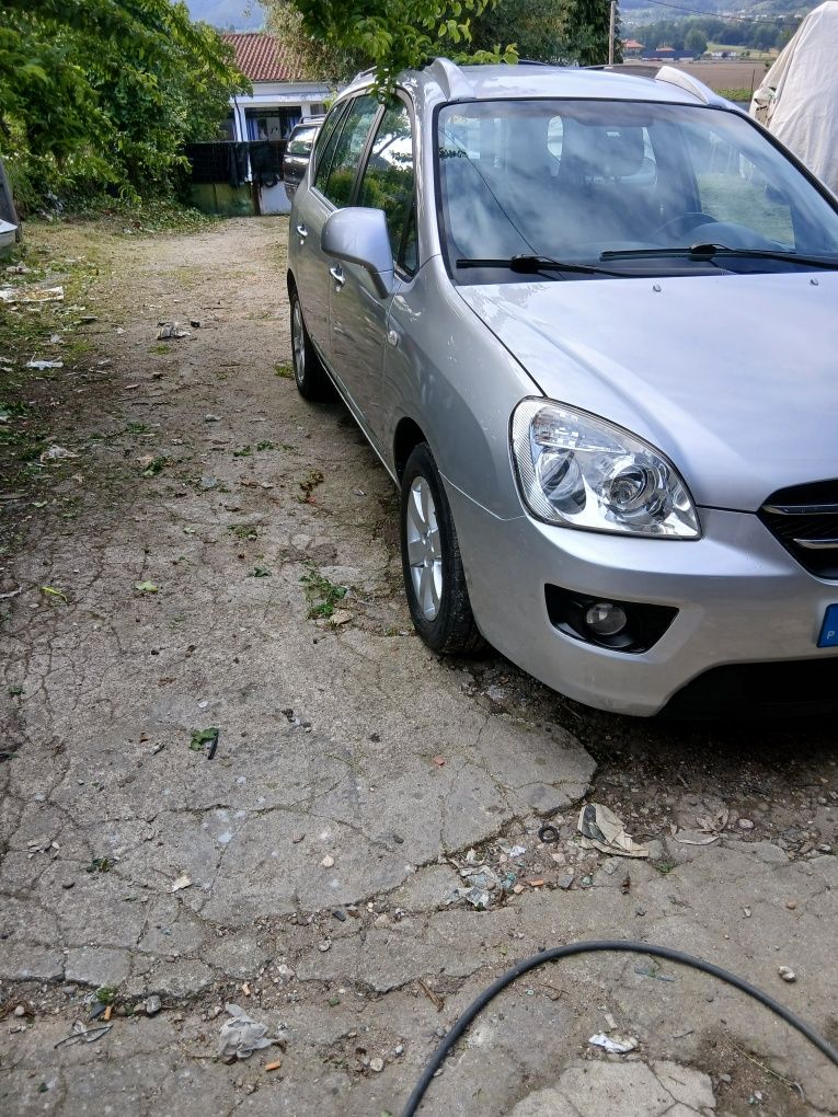 Kia carens 7 lugares