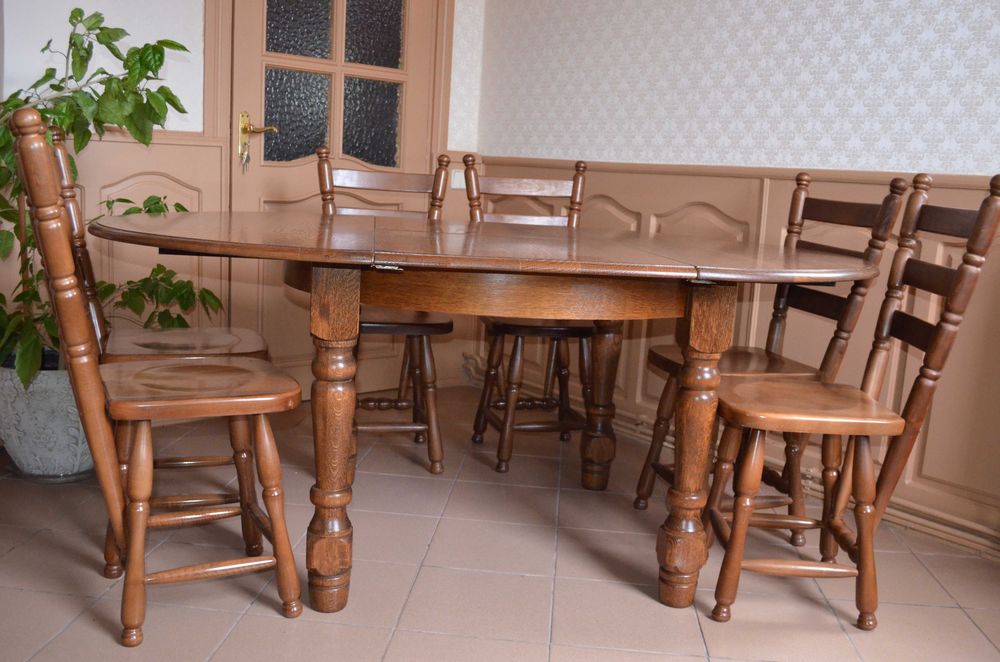 Стіл дубовий розкладний